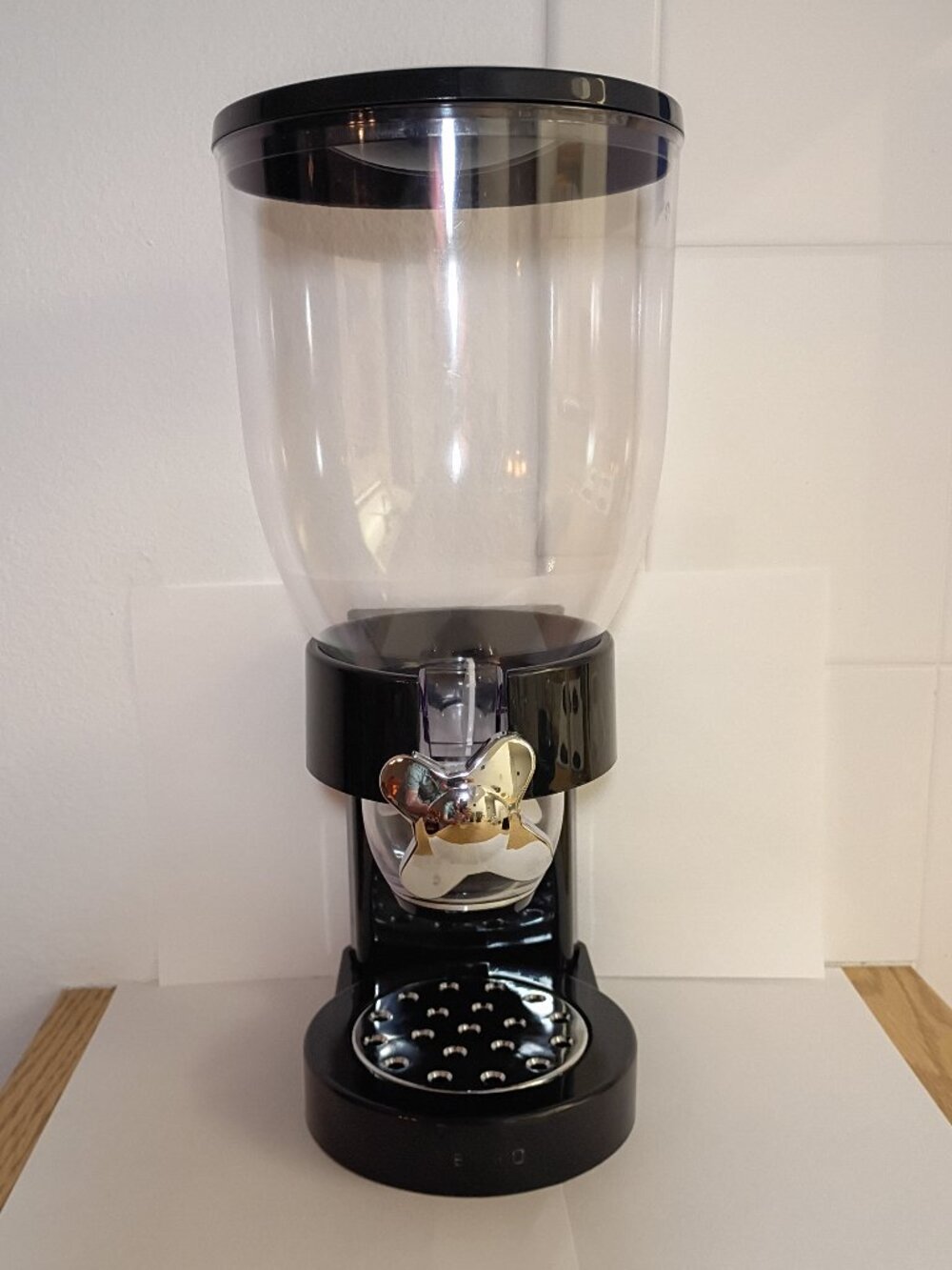 Cereal Dispenser